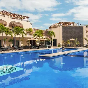 Aldea Thai L Resort-style Pool & Gym Apartamento Playa del Carmen